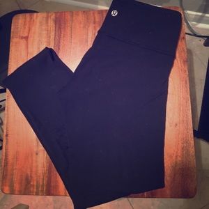 Black lululemon leggings